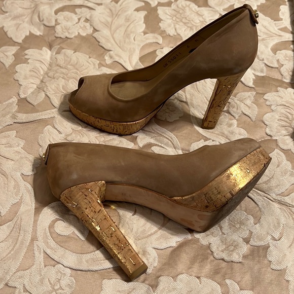 Platform, open toe pumps - Picture 1 of 5